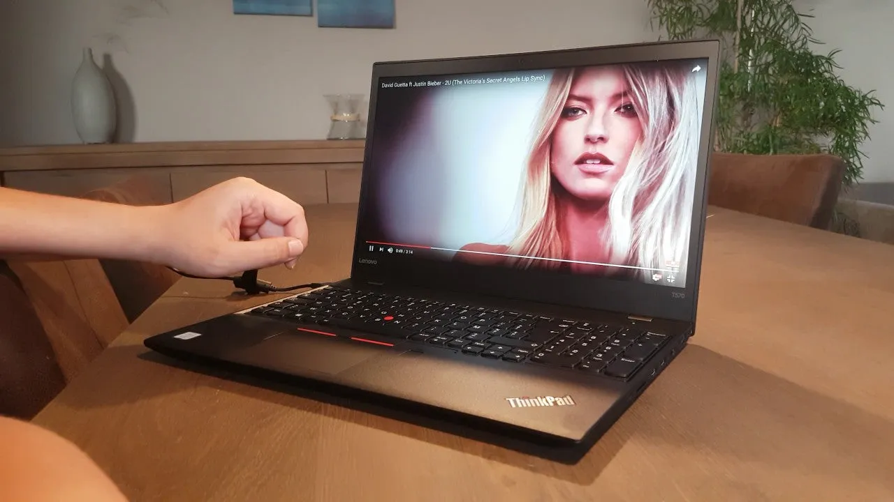 Lenovo ThinkPad T570 | 15.6" FHD IPS (1080p) Business Ultrabook |  Intel Core i7-7600U up to 3.90 GHz (7th Gen), 32GB RAM, 512GB SSD, Intel® UHD 520, Thunderbolt (USB-C), HDMI | Windows 10 Pro, Grade A (Certified Refurbished)   Warranty